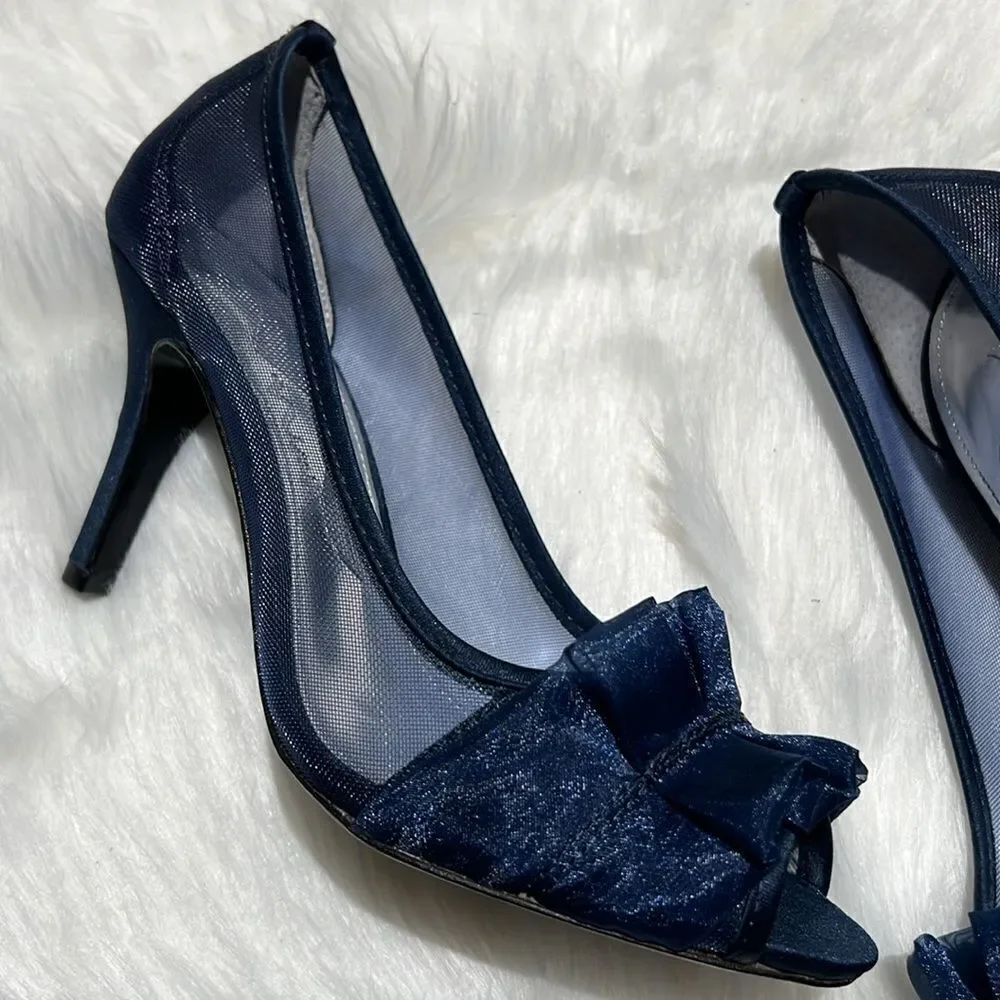 Nina raizel Navy Blue Sheer Ruffled pumps‎ Size 6M.  B78